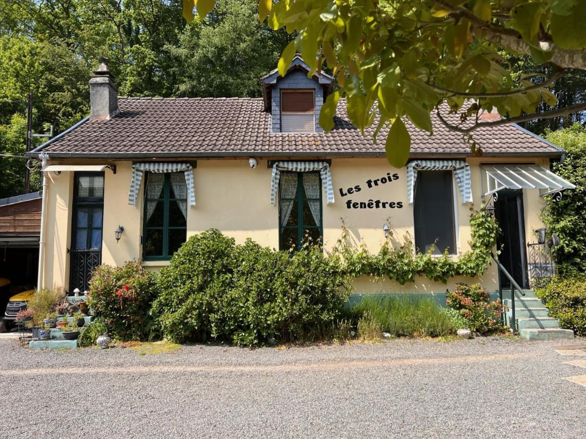 Bed and Breakfast Les Trois Fenetres Beauficel Esterno foto